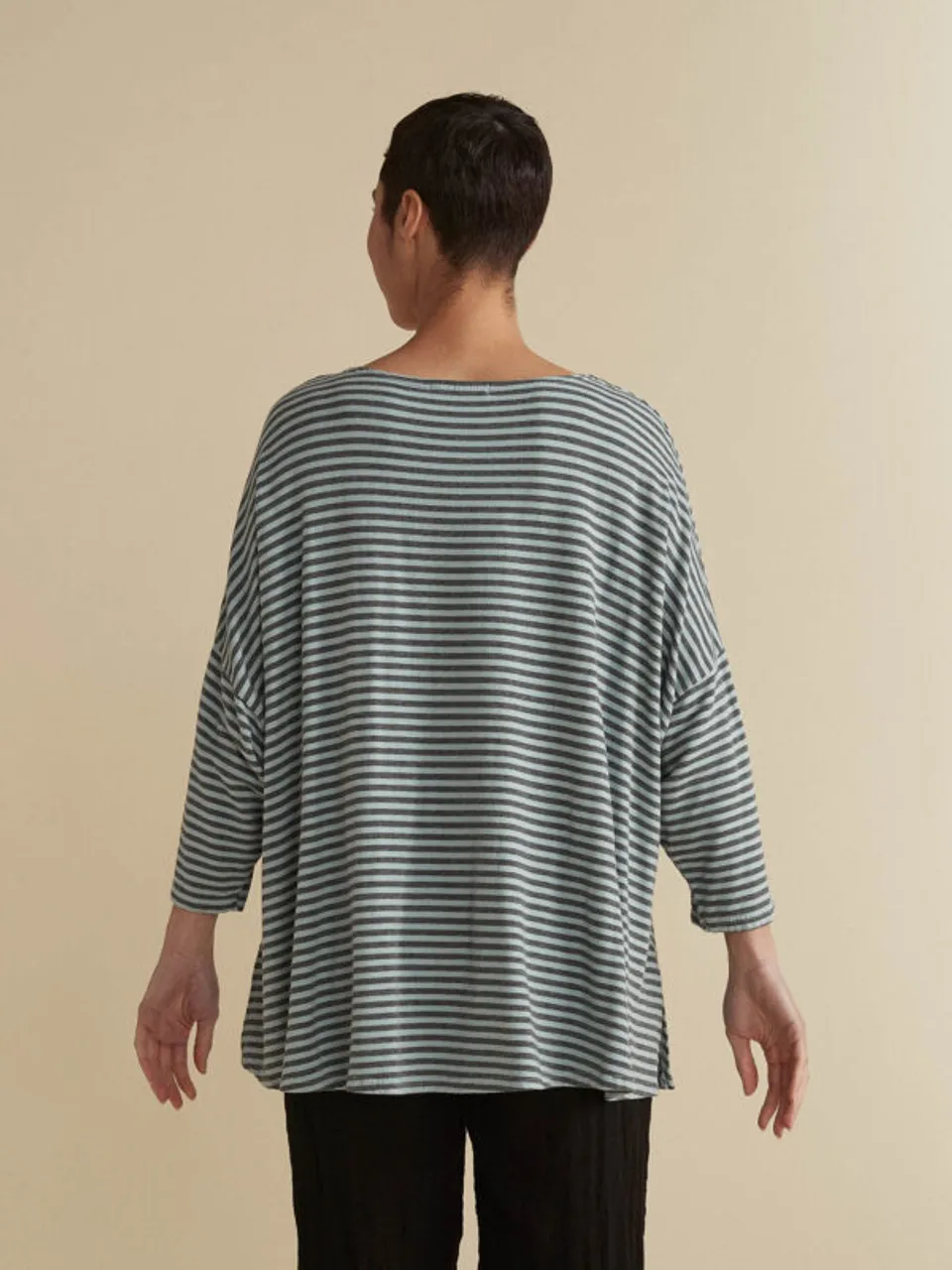 Cut Loose Grey Stripe Fleece OS V-Neck Top