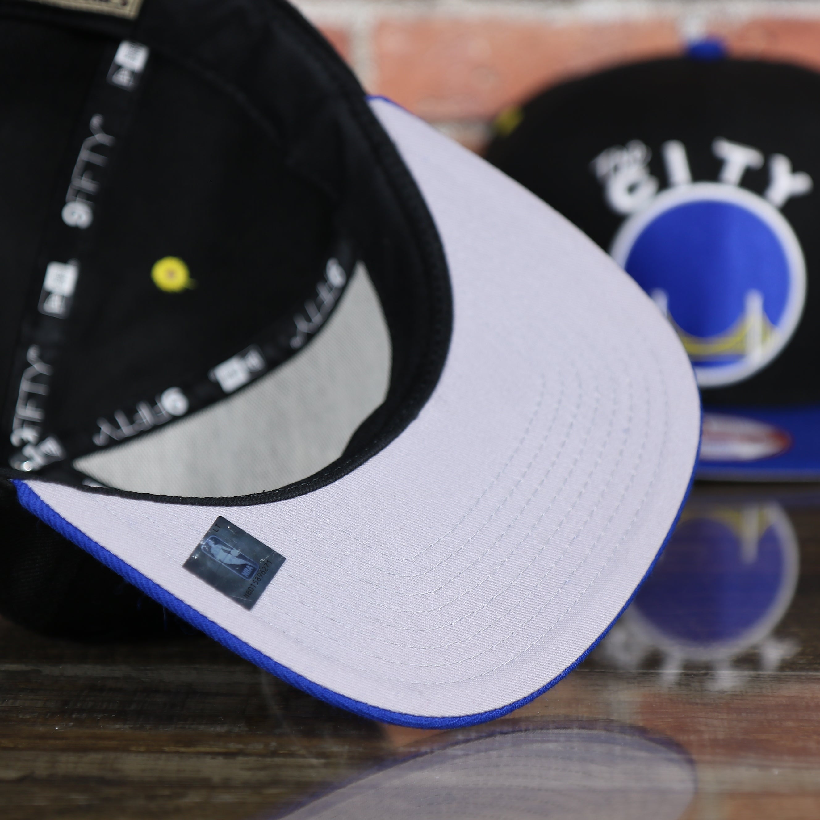 Golden State Warriors Gray Bottom 9Fifty Snapback Cap | Black