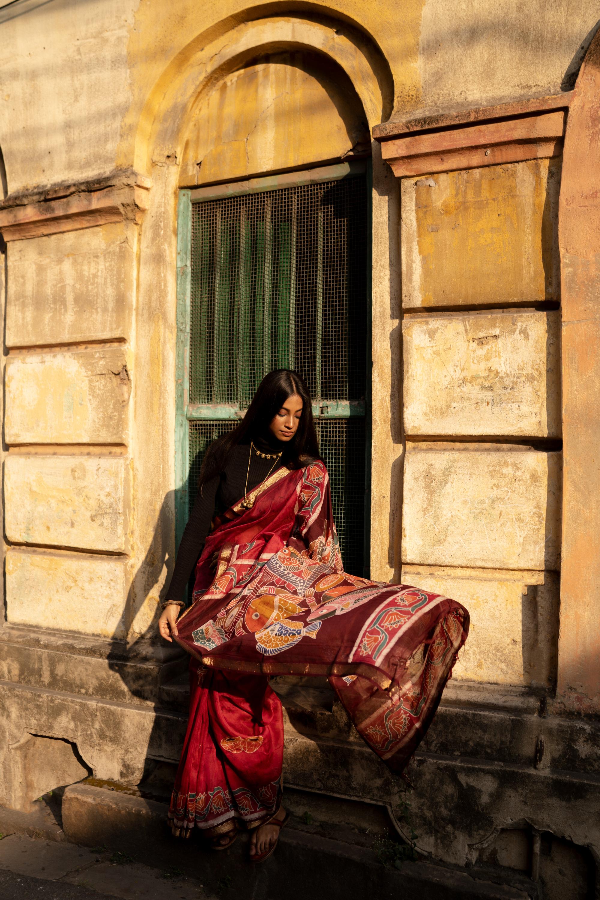 Narmada Manchali Batik Pattachitra Red Maheswari saree